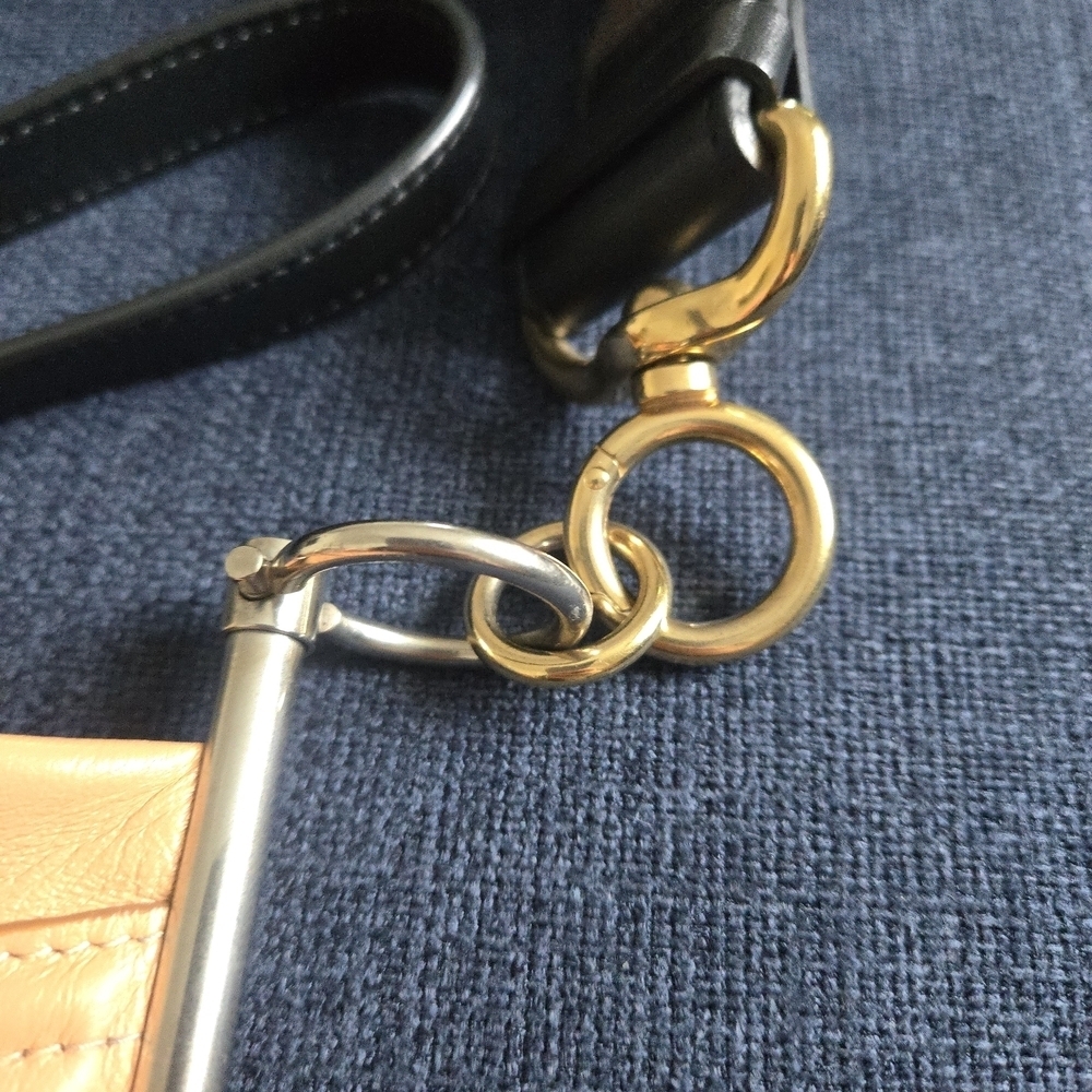 Chloé “Roy” quilted clutch Crossbody bag - Picture 2 of 16